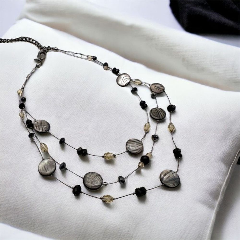 Chico’s three strand‎ black stone speckled necklace career chic dainty